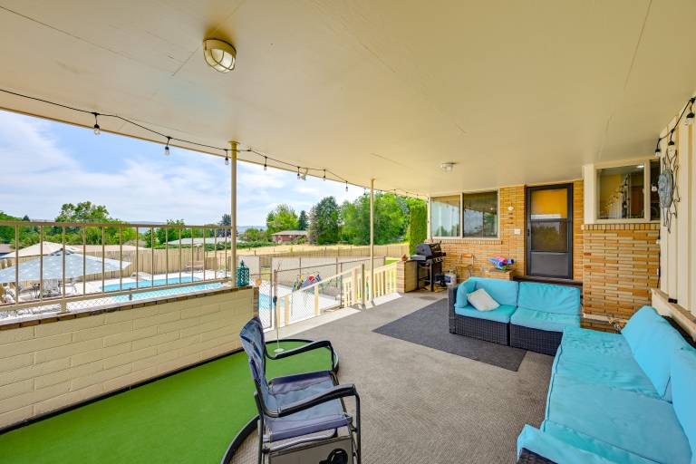 Family-Friendly Yakima Escape w/ Yard & Pool! — photo 2