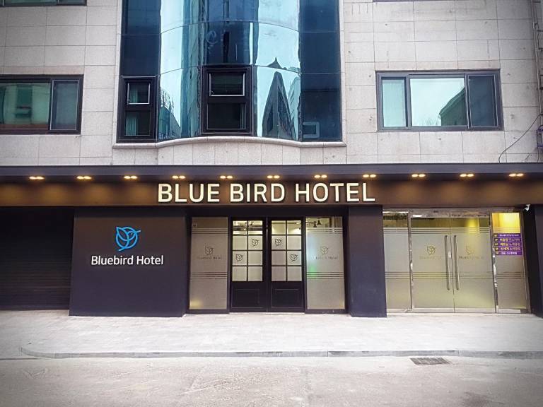Bluebird Hotel