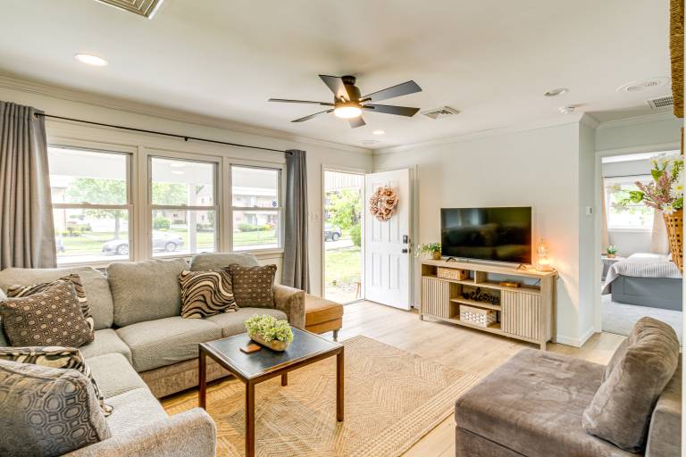 Near Dog Beach: Somers Point Escape w/ Large Yard! — photo 5