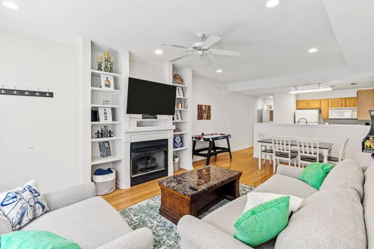 Condo Cherokee Triangle