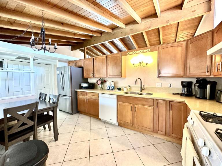 House West Anaheim