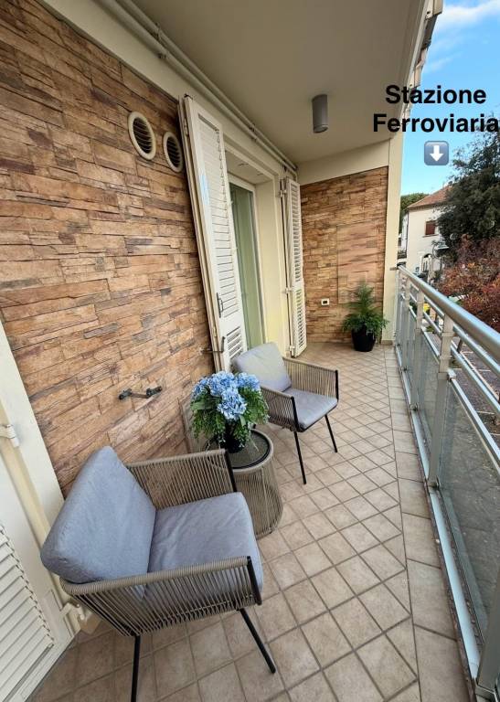 Rental apartment with terrace | City view — photo 5