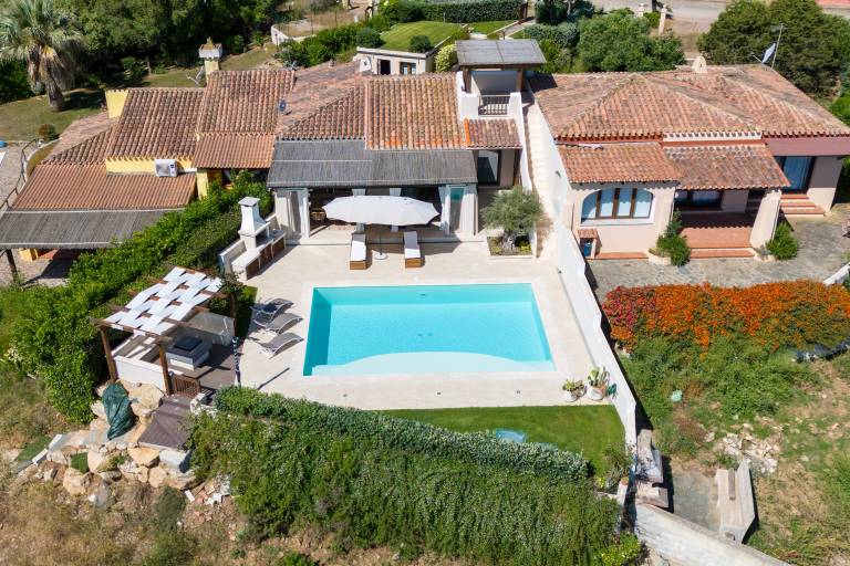 Holiday Home 'Flora Sea View' with Sea View, Wi-Fi and Air Conditioning in Stintino