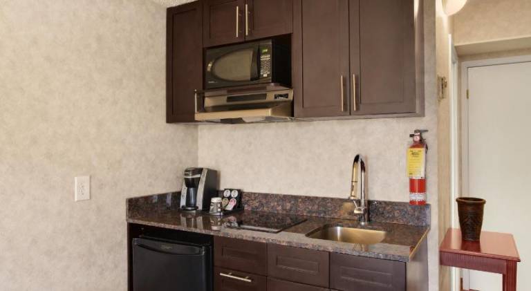 Travelodge by Wyndham Lloydminster — photo 5