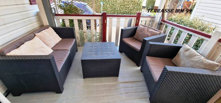 Wonderful camping with yard, BBQ & pool | River view | Pets allowed — photo 3