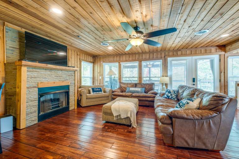 Cottage  Gallatin
