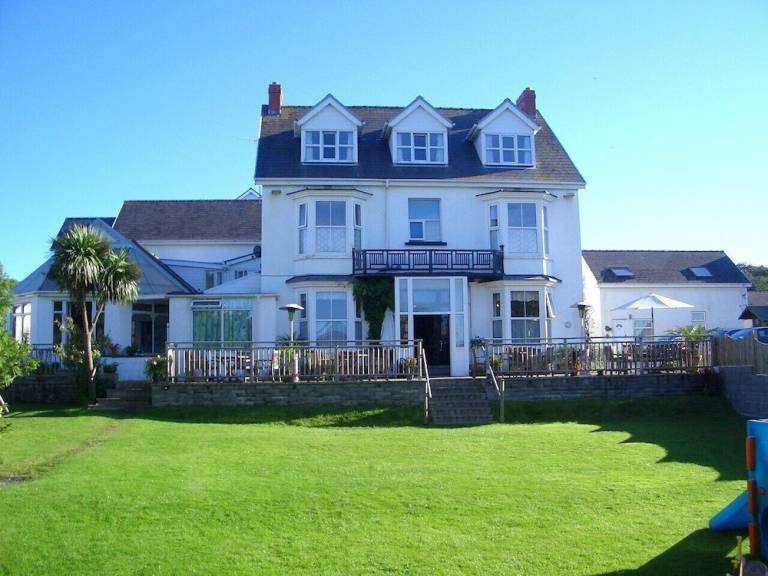 Bed and breakfast  Saundersfoot