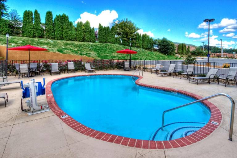 Hampton Inn Cookeville — photo 4