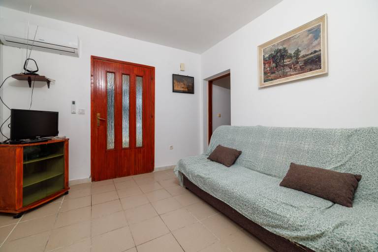 Beautiful rental apartment with BBQ & patio | Sea view | Pets allowed — photo 5