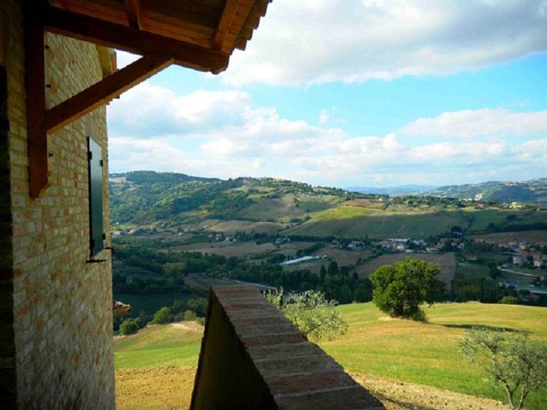 Picchio - Charming Studio with Stunning Green Hill View — photo 5