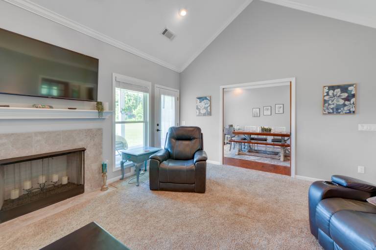 Family-Friendly Abbeville Home w/ Games — photo 5