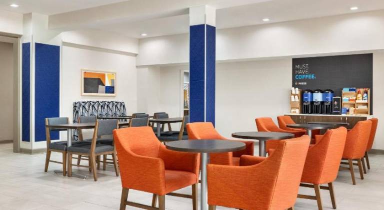 Holiday Inn Express & Suites Opelousas By IHG — photo 5