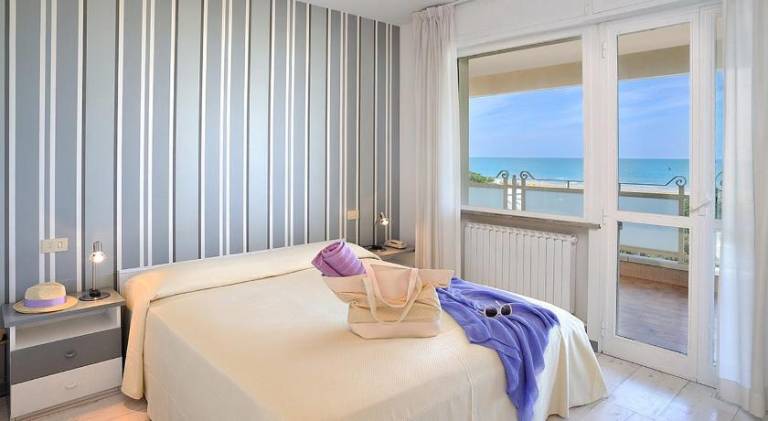 Residence Riccione Beach Apartments in Misano Adriatico
