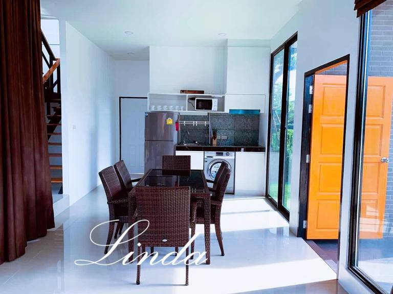 Villa with yard & private pool — photo 4