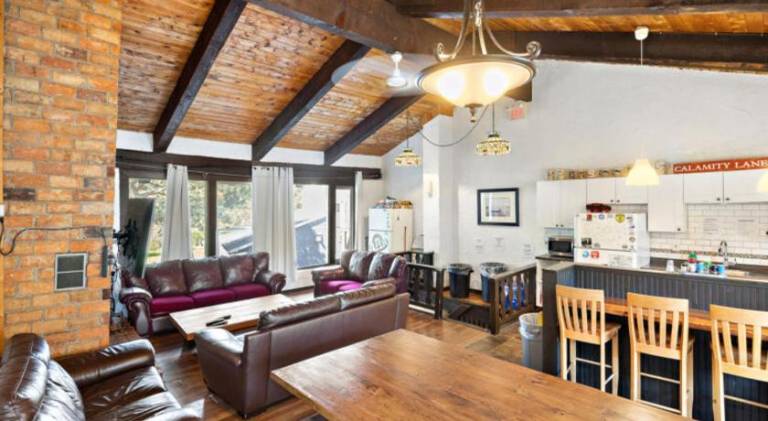 Margaritaville - Big Space with Lots of fun and Hot Tub 38R — photo 4