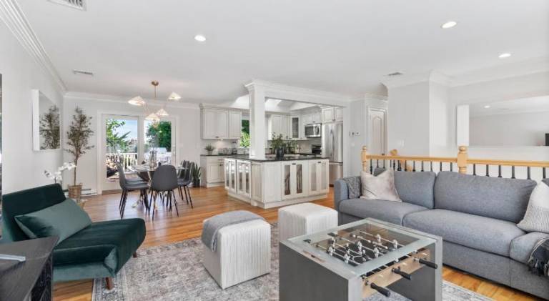 House | Beach nearby | Pets are welcome in Fairfield, CT