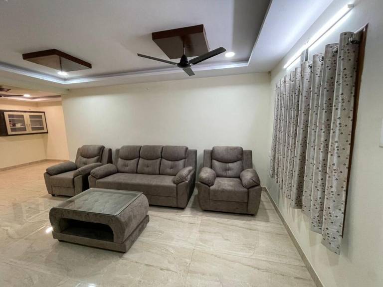House  Ramakrishna Beach