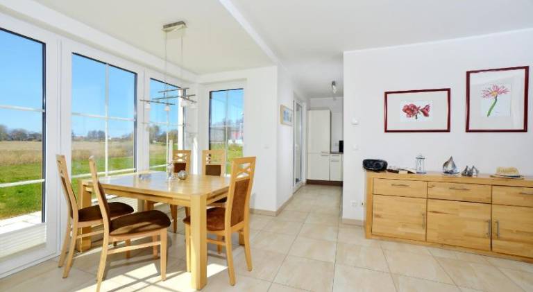 Apartment with 2 rooms for 5 persons — photo 3