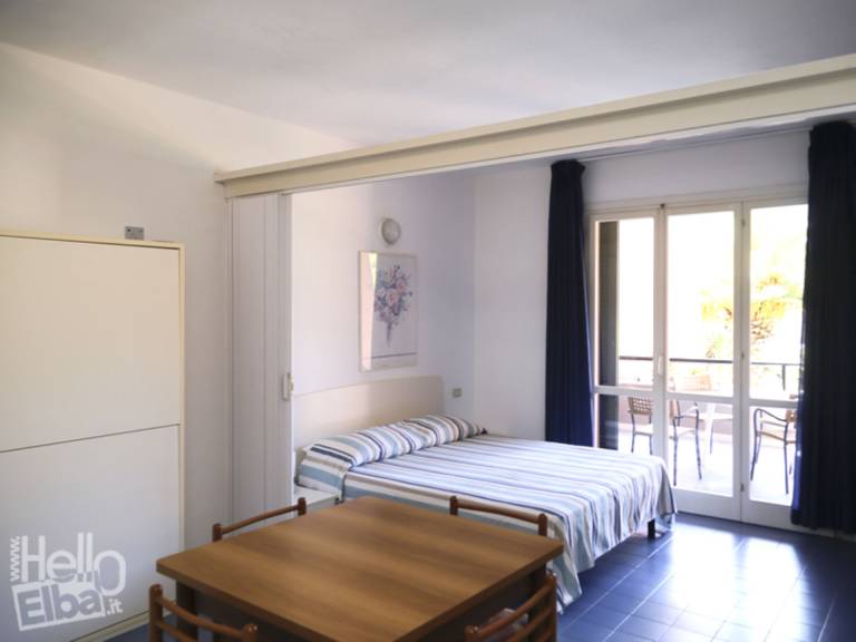 Holiday apartment with terrace — photo 5