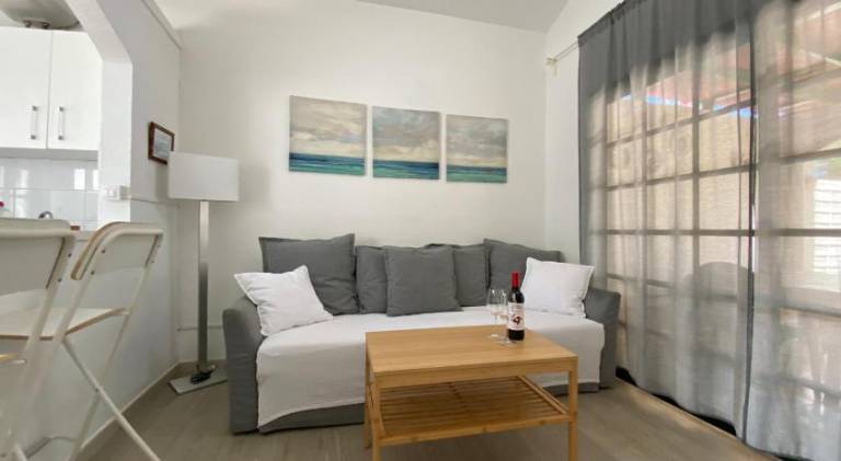 Lovely rental apartment with pool | Pets allowed — photo 2