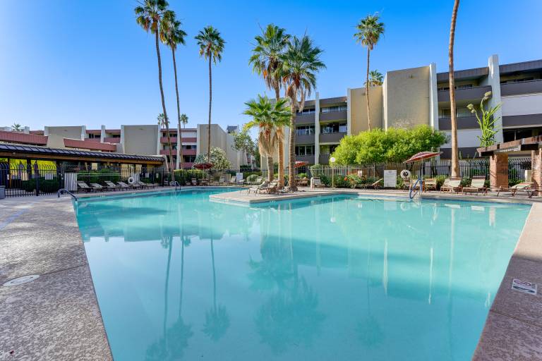 1 Mi to Old Town Scottsdale Condo w Balcony
