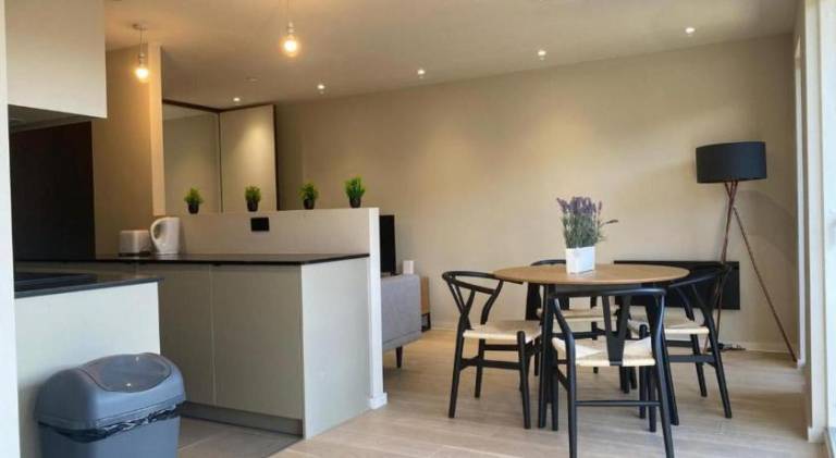Apartment | Close to Museum of Science and Industry in Manchester