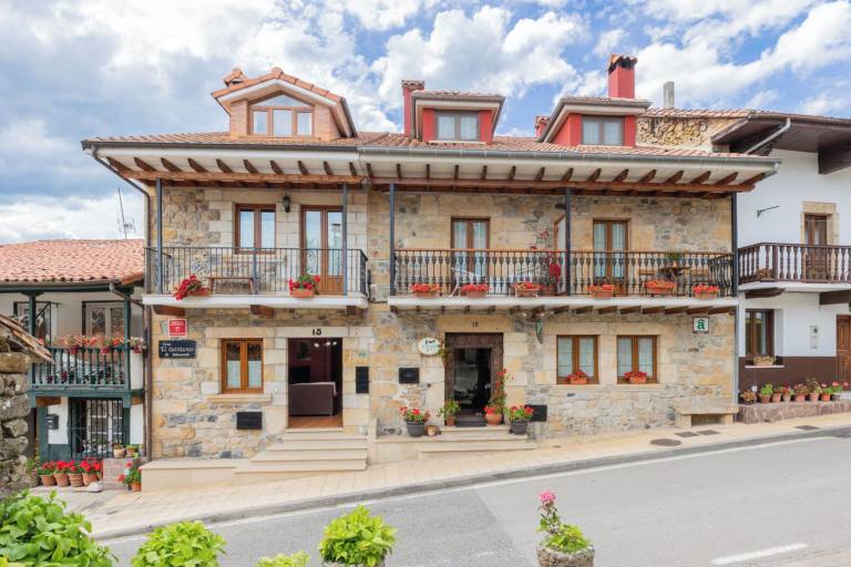 Casa  Villacarriedo