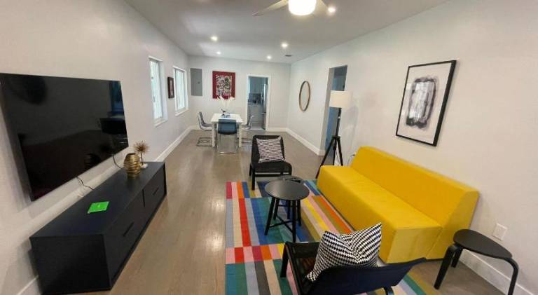 House | Next to Vizcaya Museum and Gardens | Dogs allowed in Miami, FL