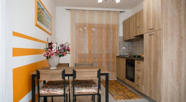 Rental apartment with 2 rooms for 11 persons — photo 4