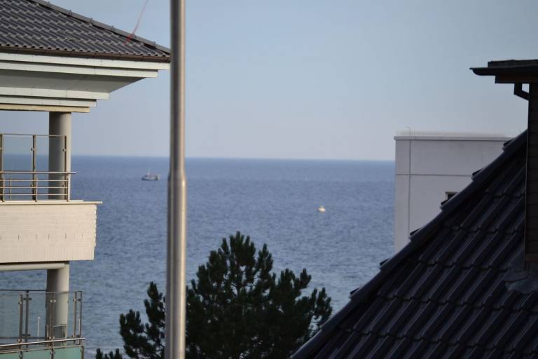 Moderne Ferienwohnung für 3 Personen mit Meerblick in Strand- und Yachthafennähe in Groemitz