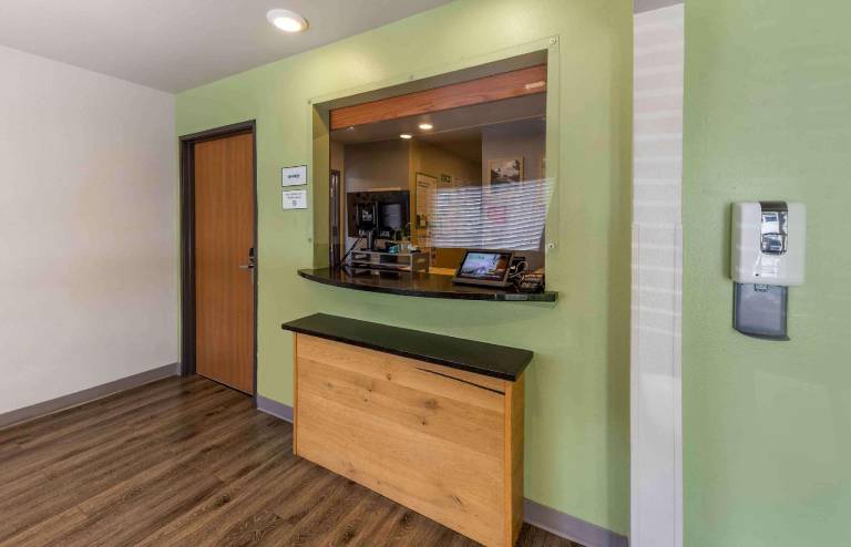 Extended Stay America Select Suites - Oklahoma City - Southeast — photo 3