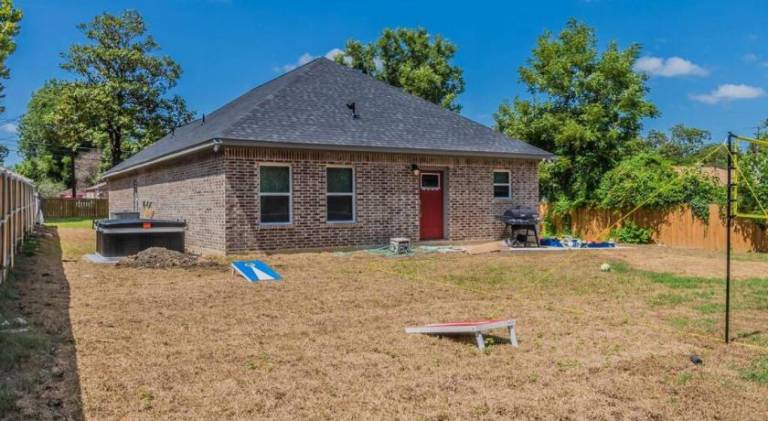 Charming house with jacuzzi | Good for workation | Pets are welcome — photo 3