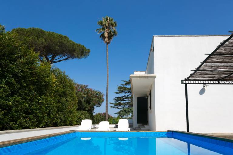 Villa with private pool, terrace & yard | Sea view — photo 2