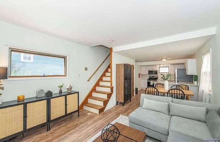 House  Denville