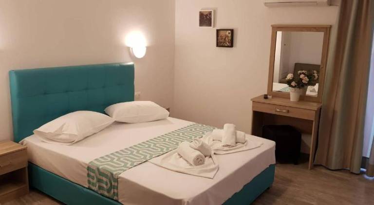 Cielo Apartments in Poros