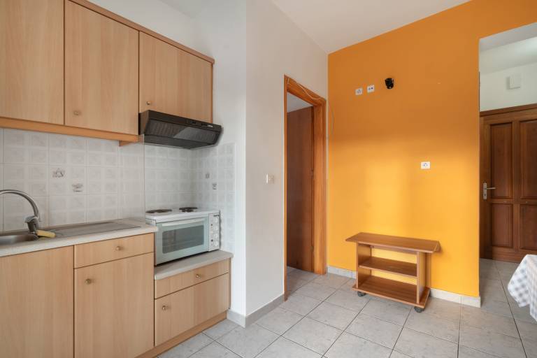 Apartment 'Anna's House 4 Lixouri Kefalonia' with Sea View and Air Conditioning — photo 4