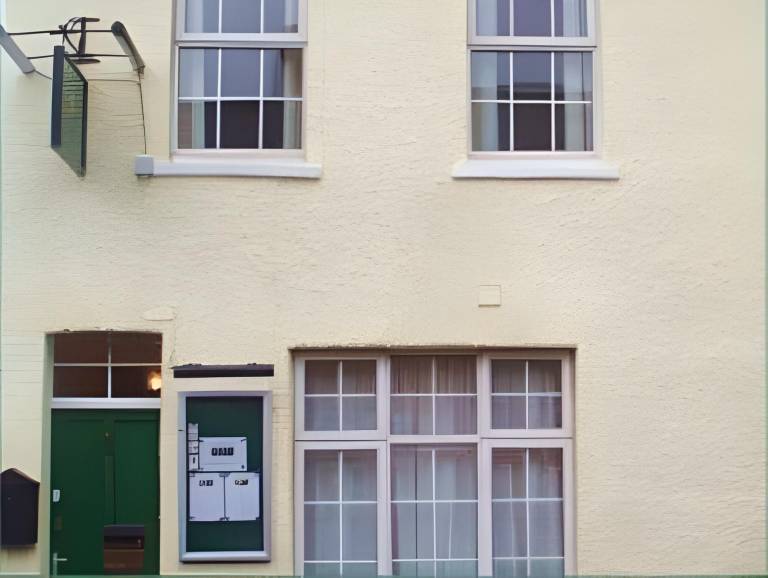 The Railway Sleeper Lodge in Colchester