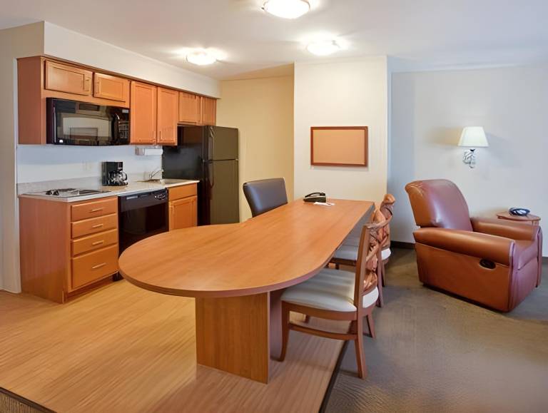 Candlewood Suites Warner Robins By IHG — photo 3
