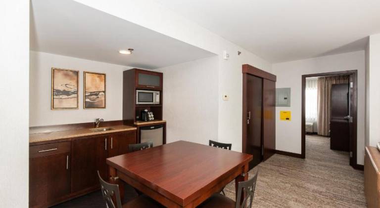 Quality Inn & Suites — photo 5
