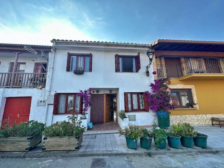 Casa  Laredo