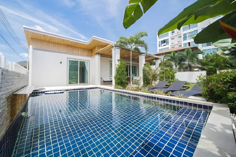 Villa Kamala Beach