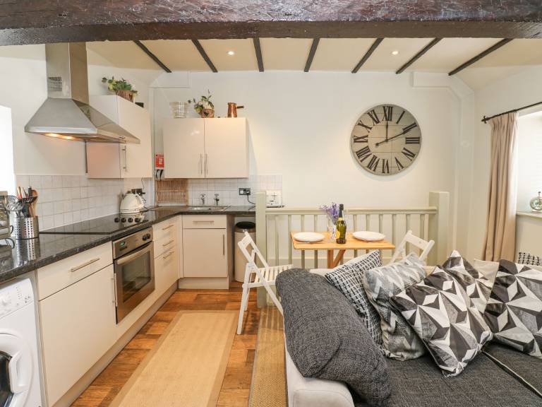 Family-oriented wonderful cottage | Pets allowed — photo 4