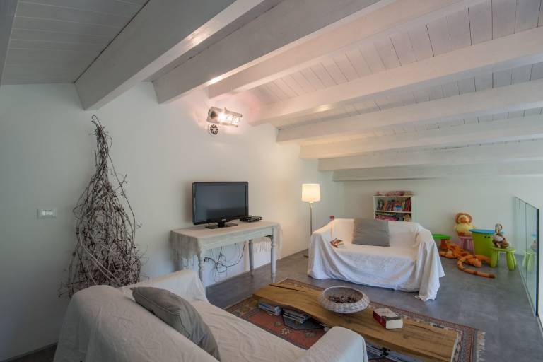 Villa with private pool, garden & sauna — photo 4