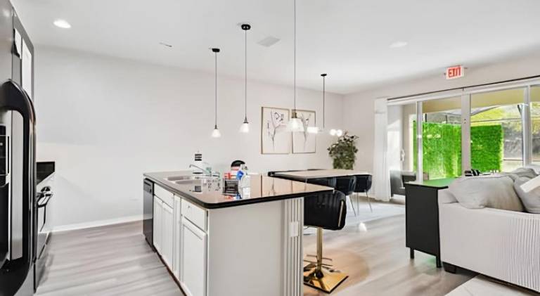 Spacious house with jacuzzi & pool | Pet-friendly — photo 2