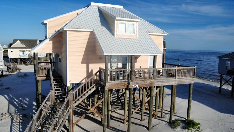Kowabunga - 102 Shell Ct — photo 3
