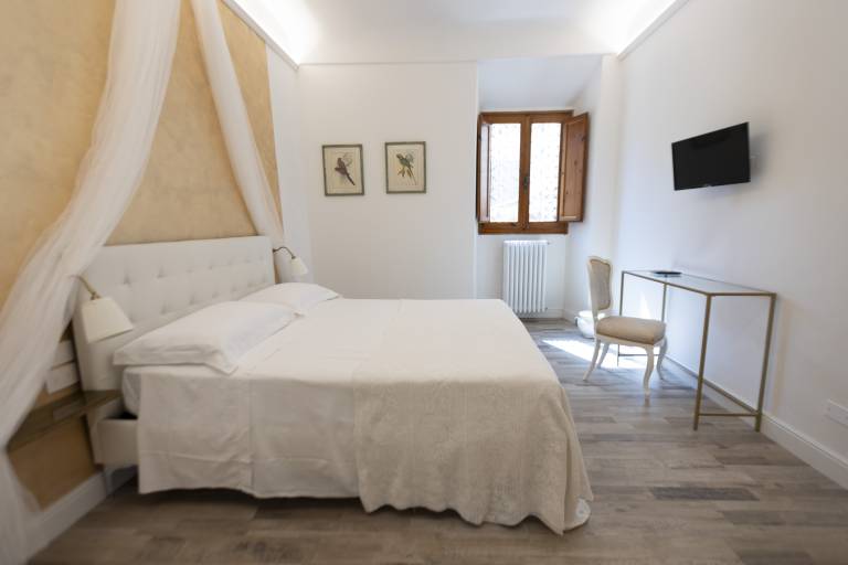 Family-oriented apartment | Next to Uffizi | Garden view | Pet-friendly in Santa Maria