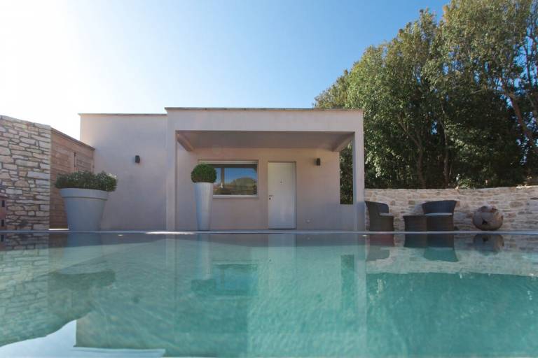 Villa Bonifacio