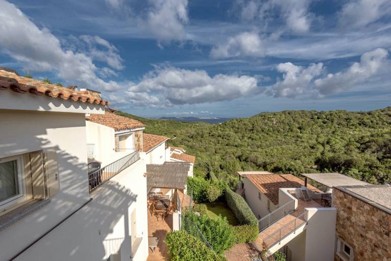 Fully equipped nice holiday apartment with terrace & pool | Pets allowed in Baja Sardinia