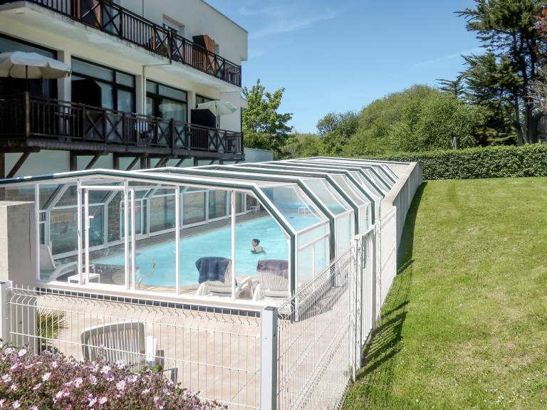 Rental apartment with garden, sauna & heated pool — photo 2
