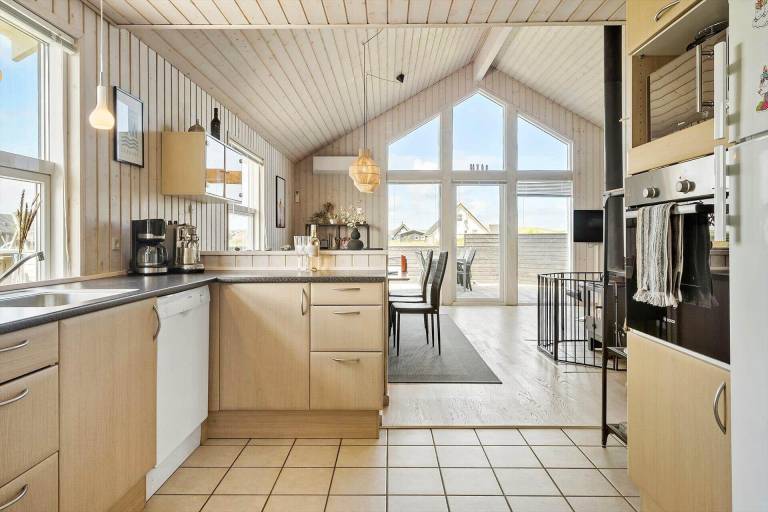 Fully equipped lovely house with jacuzzi, BBQ & sauna | Dogs allowed — photo 3